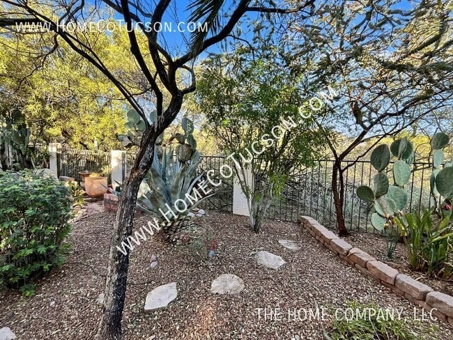 Building Photo - 5168 N Windriver Pl