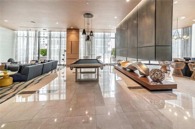 Building Photo - 45 SW 9th St