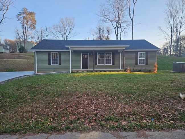 Primary Photo - 260 Freedom Ave