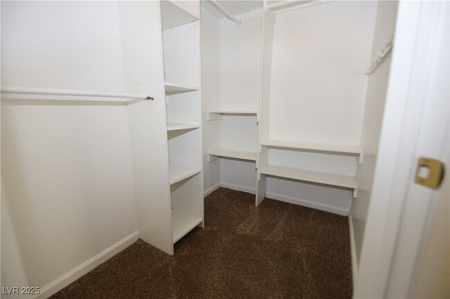 Building Photo - 5200 Brookmere Dr