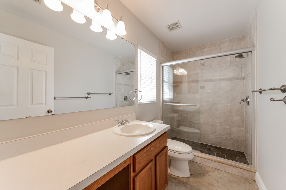 Building Photo - 12147 Warwick Cir