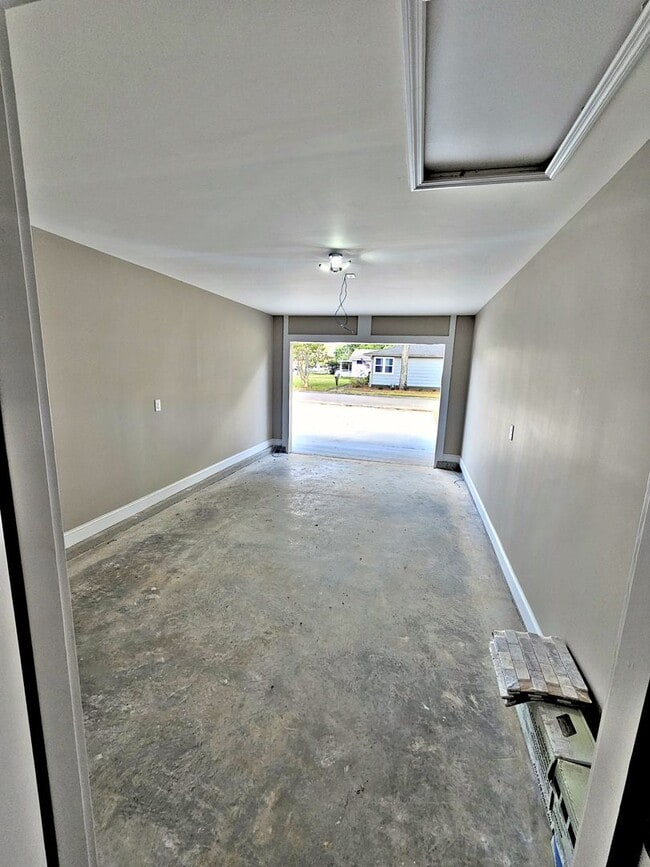 Building Photo - House for Rent - Hartselle - Brand New