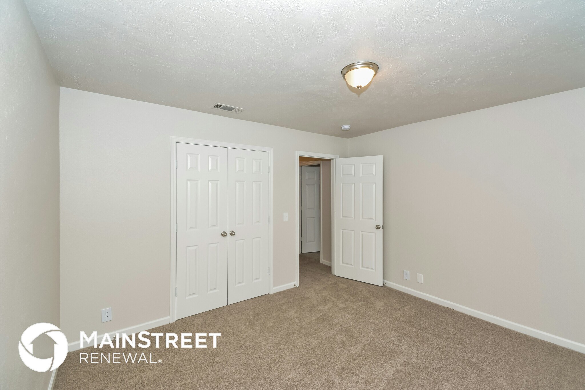 Building Photo - 1313 S Hampton Ct