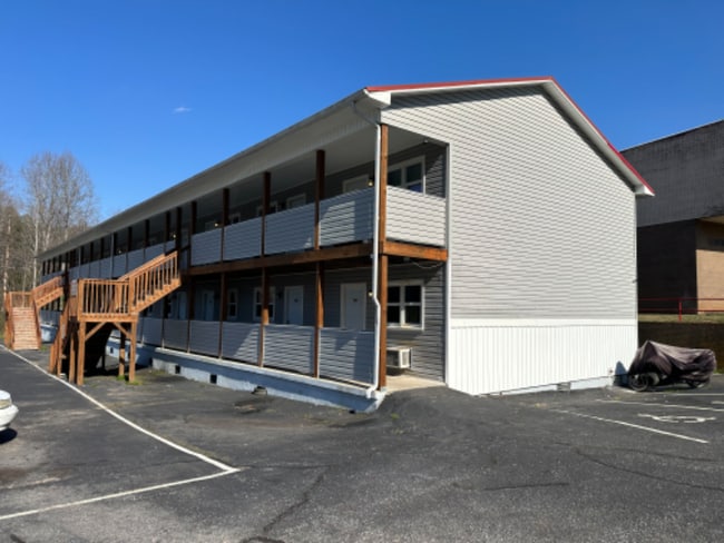 Building Photo - 1923 Norwood St SW