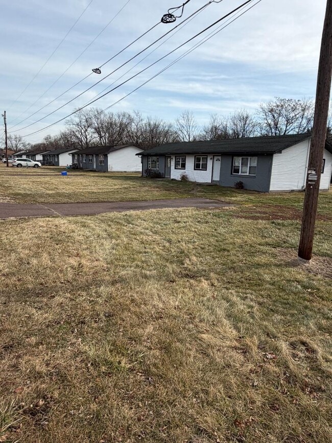 Building Photo - 510 3rd St