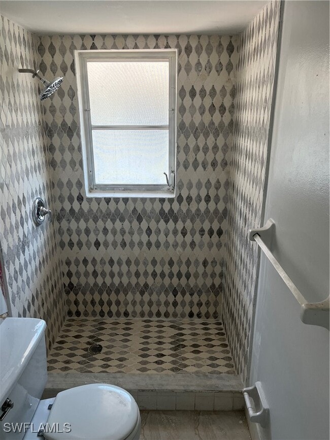 Building Photo - 1400 Pompei Ln