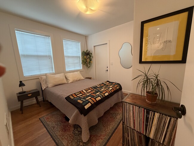 Building Photo - 1134 Foothill Blvd