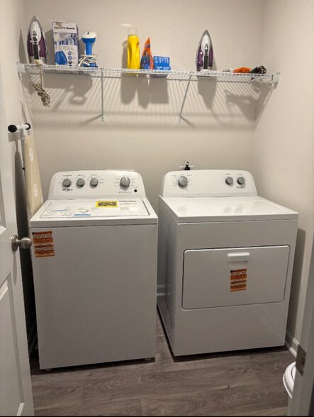 Building Photo - 3903 Falcon Ct