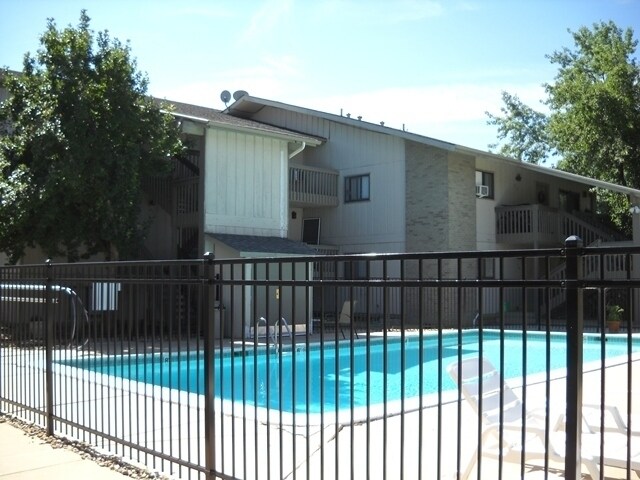Building Photo - South Boulder Condo; Beautiful Flatiron Views