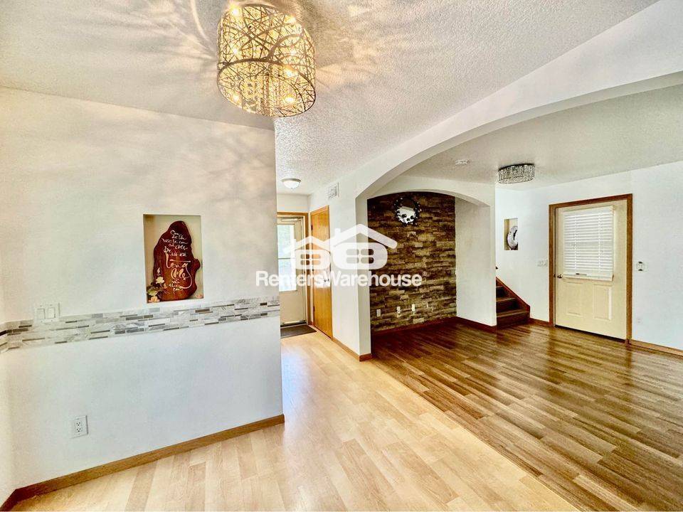 Building Photo - 1435 University Ave