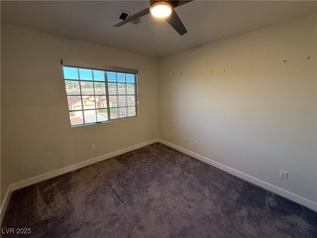 Building Photo - 1373 Dragon Rock Dr