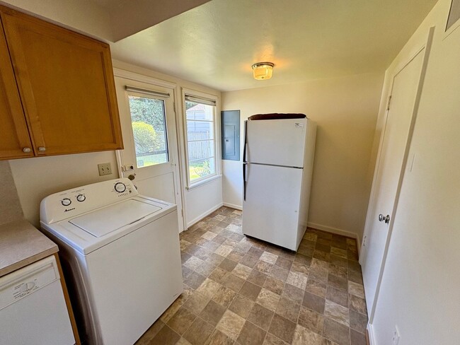 Building Photo - Magnolia Home