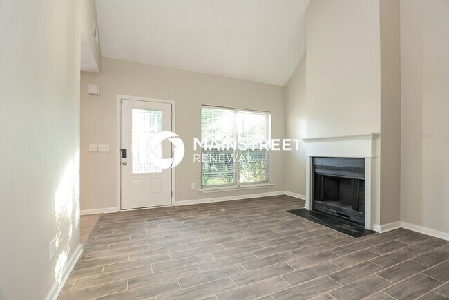 Building Photo - 3 Bedroom Pet-Friendly Home in MADISON, TN...