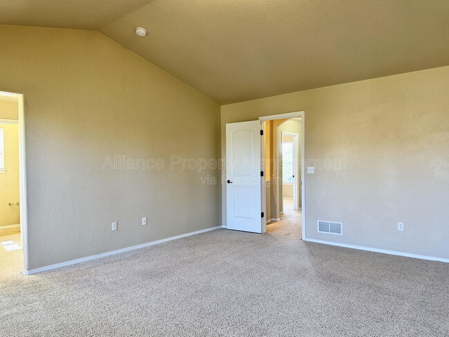 Building Photo - 8361 Winding Passage Dr