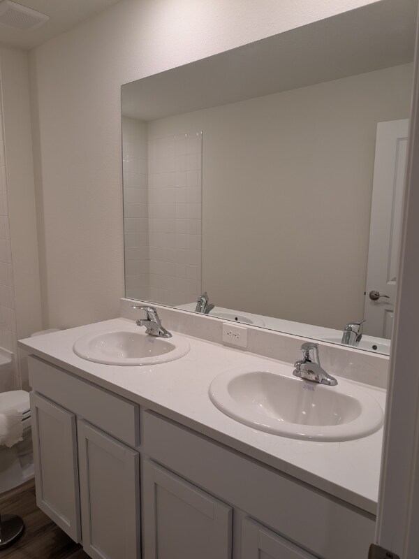 Building Photo - 5003 SW 51st Rd