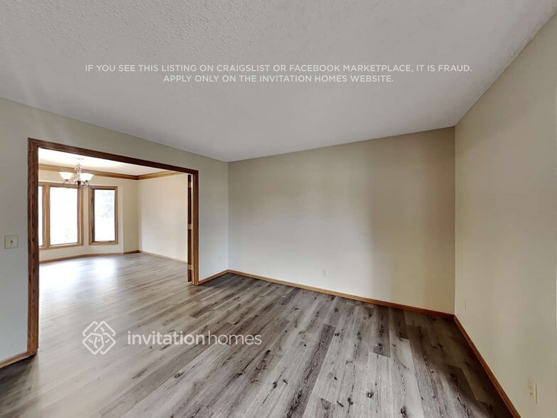 Building Photo - 12825 46th Ave N