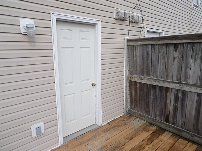 Building Photo - 344 Bypass Plaza Dr