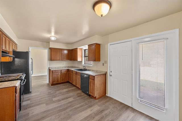 Building Photo - 911 Wellridge Dr