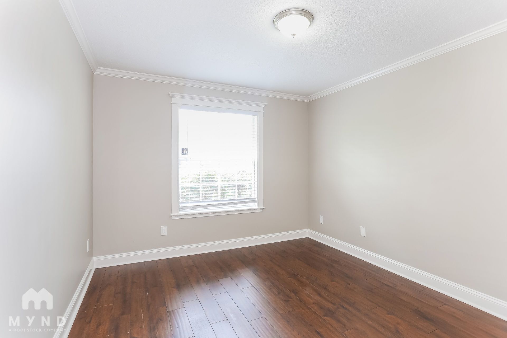 Building Photo - 633 Radnor Ln