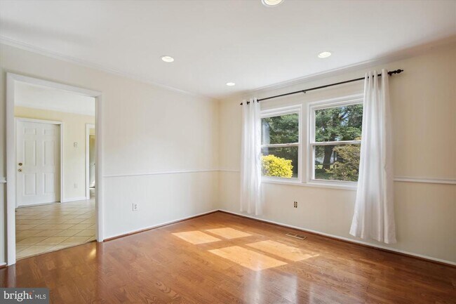 Building Photo - 4607 Marshall Hall Ln