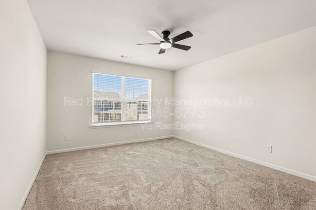 Building Photo - 1362 Secrest Cmns Dr