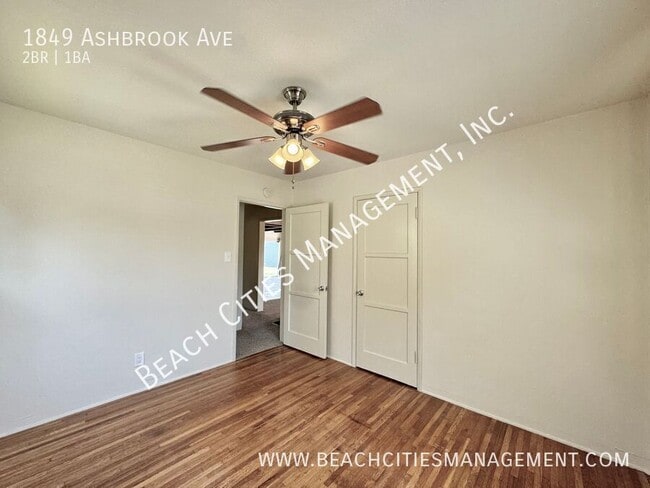 Building Photo - 1849 Ashbrook Ave