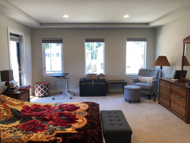 Building Photo - Majestic Home at Silver Peak Estates with 5 Bed and 3 Bath