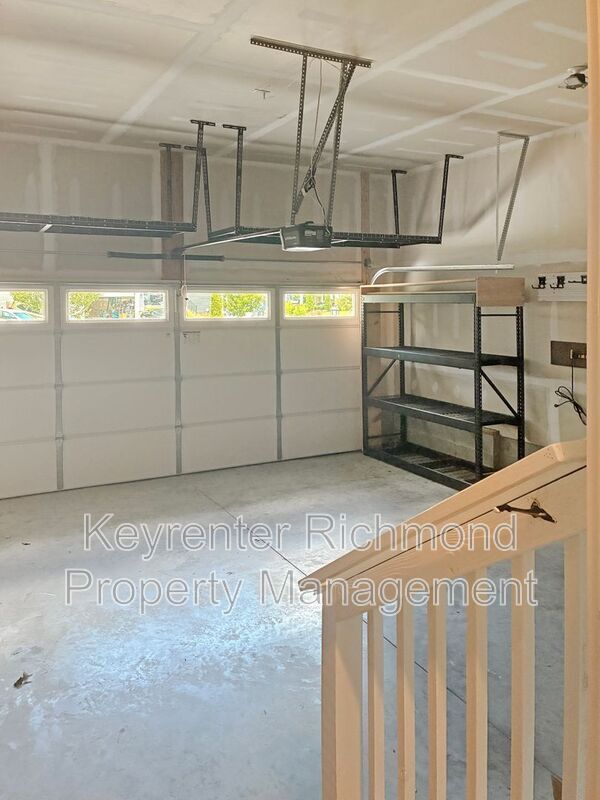Building Photo - 6519 White Rock Ter