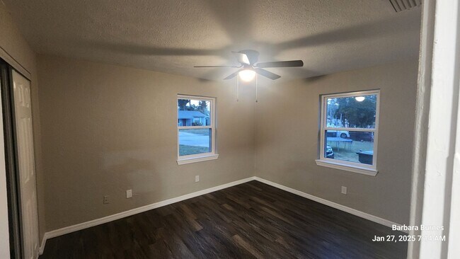 Building Photo - Charming 3-Bedroom, 1-Bath Home in the Heart of Daytona Beach – Fully Remodeled! Fenced in yard