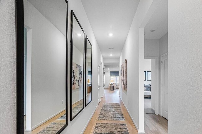 Building Photo - 21827 Black Tulip Ln