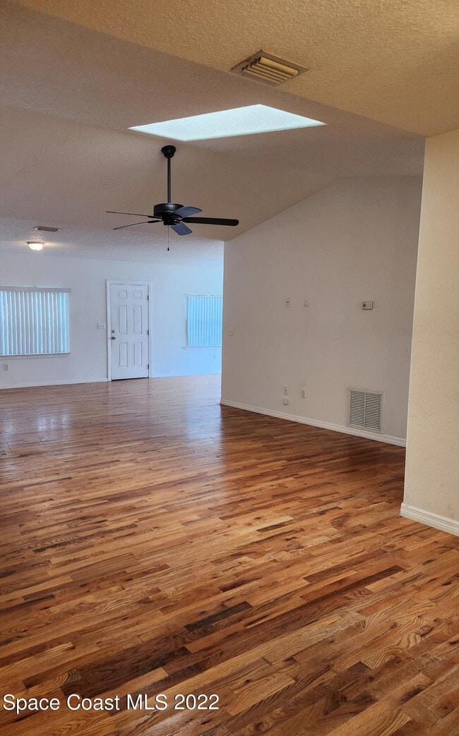 Building Photo - 1460 S Atlantic Ave