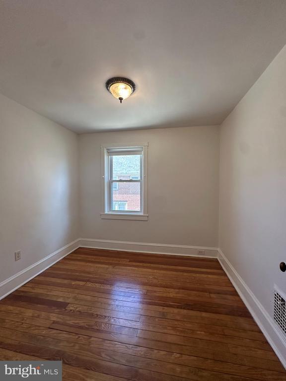Building Photo - 610 Geddes St