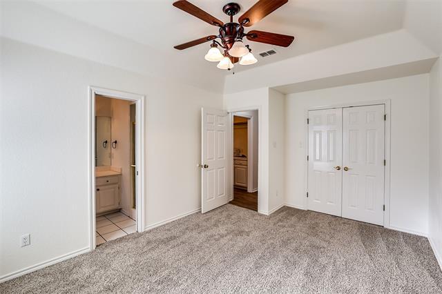 Building Photo - 5901 River Bend Dr