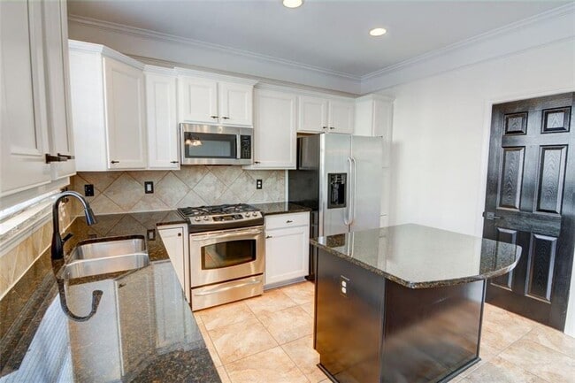 Building Photo - 2430 Natoma Ct SE