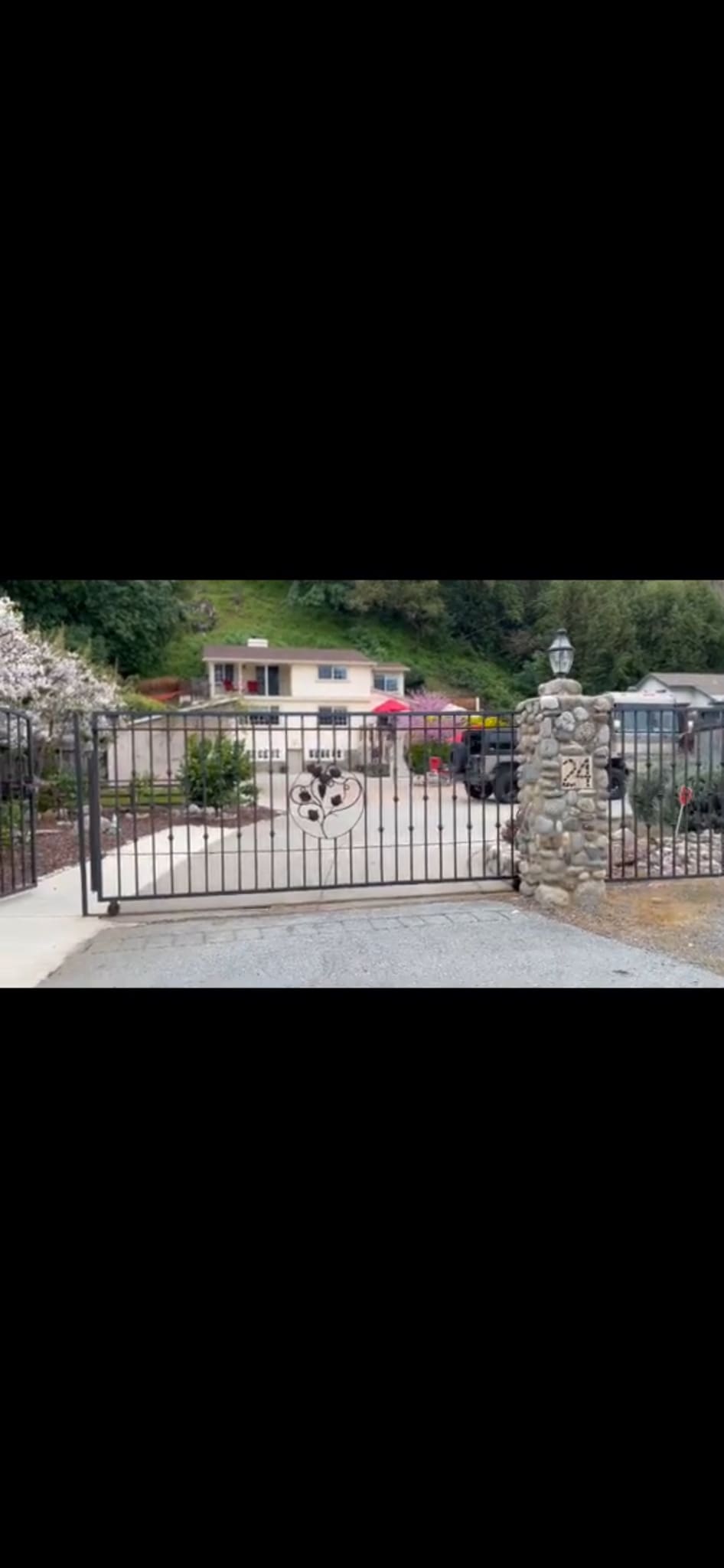 Unit has private entrance - 24 Los Helechos