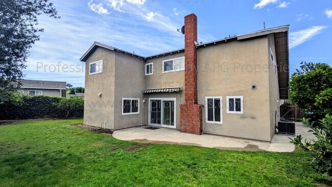 Building Photo - 25502 McIntyre St