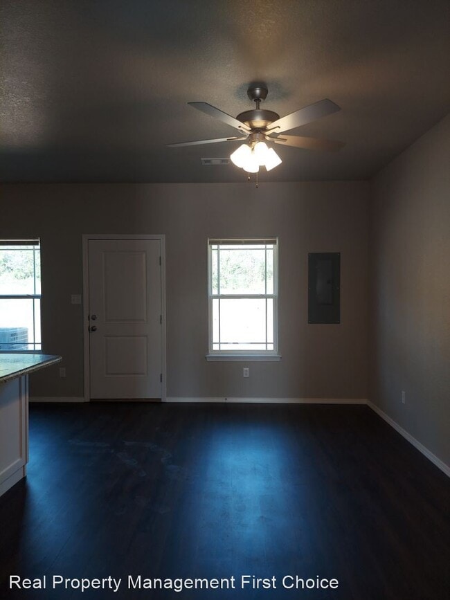 Building Photo - 2 br, 2.5 bath House - 2124 Ingalls Lane S...