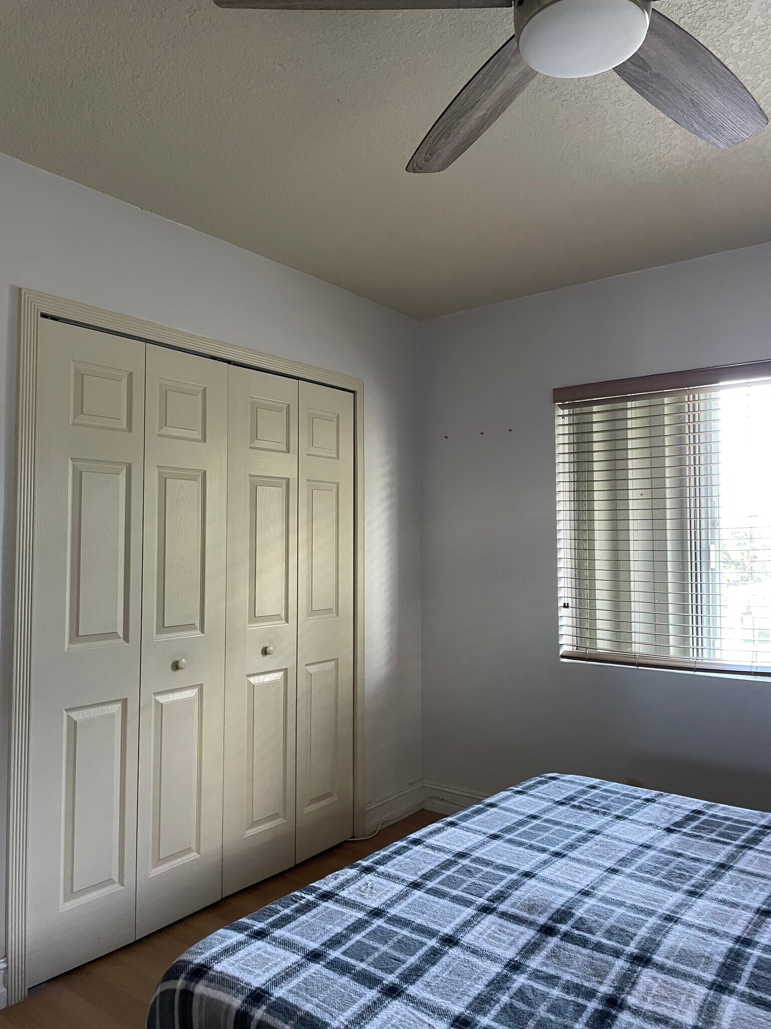 Building Photo - 1423 Holly Heights Dr