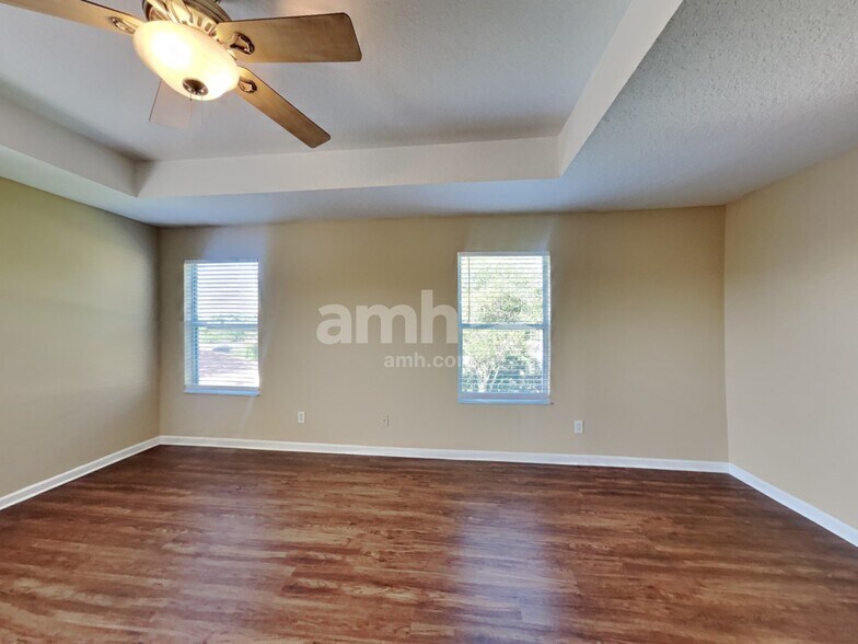 Building Photo - 12467 Accipiter Dr
