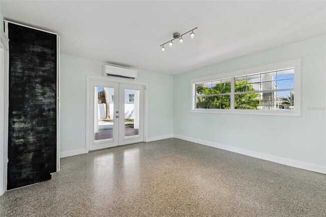 Building Photo - 1733 Bayou Grande Blvd NE