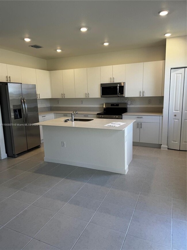 Building Photo - 35836 SW 178th Ct