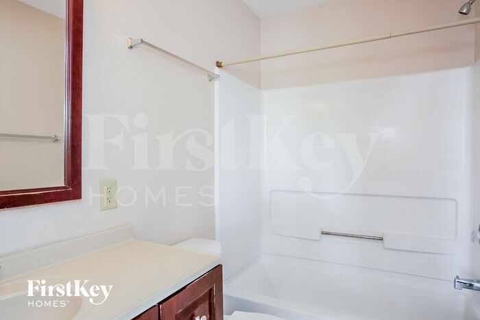 Building Photo - 12954 Old Glory Dr