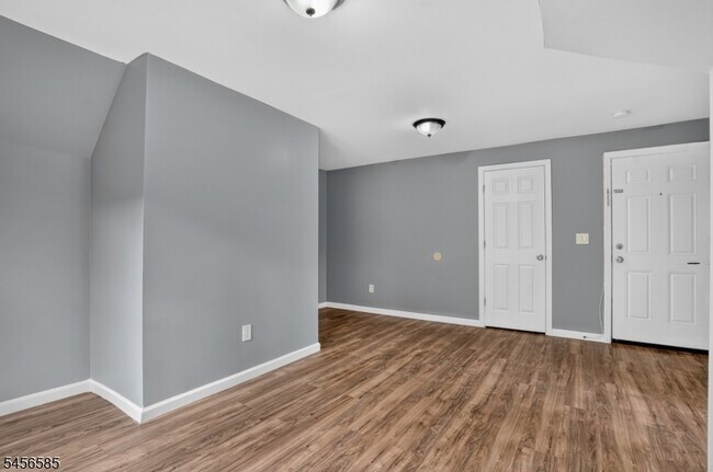 Building Photo - 24 Millington Ave