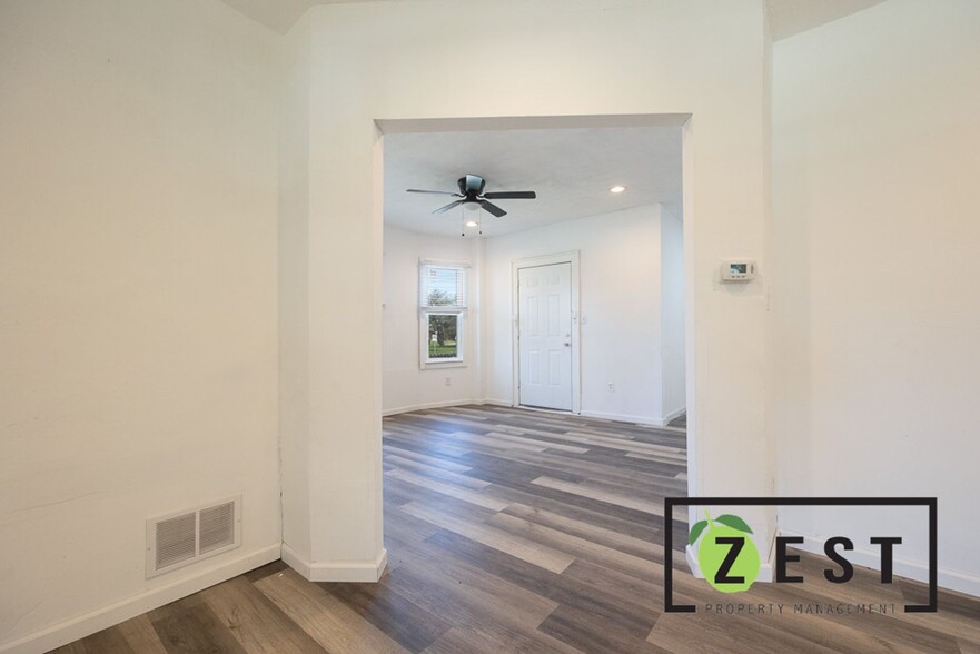Building Photo - Welcome Home!OPEN HOUSE THURSDAY MAY 1ST 6...