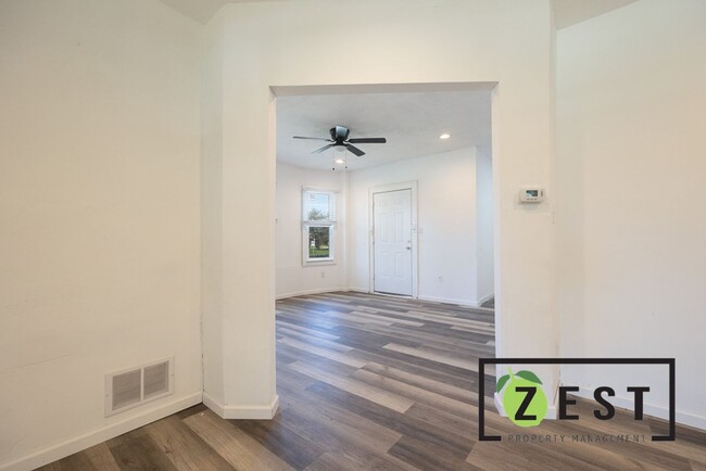 Building Photo - Welcome Home!OPEN HOUSE THURSDAY MAY 1ST 6...