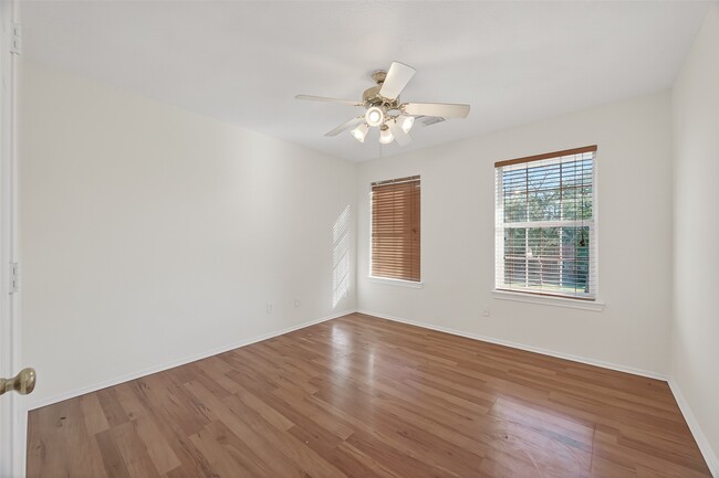 Building Photo - 2883 Lost Cove Ct