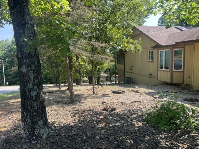 Building Photo - 1 Curry Ln