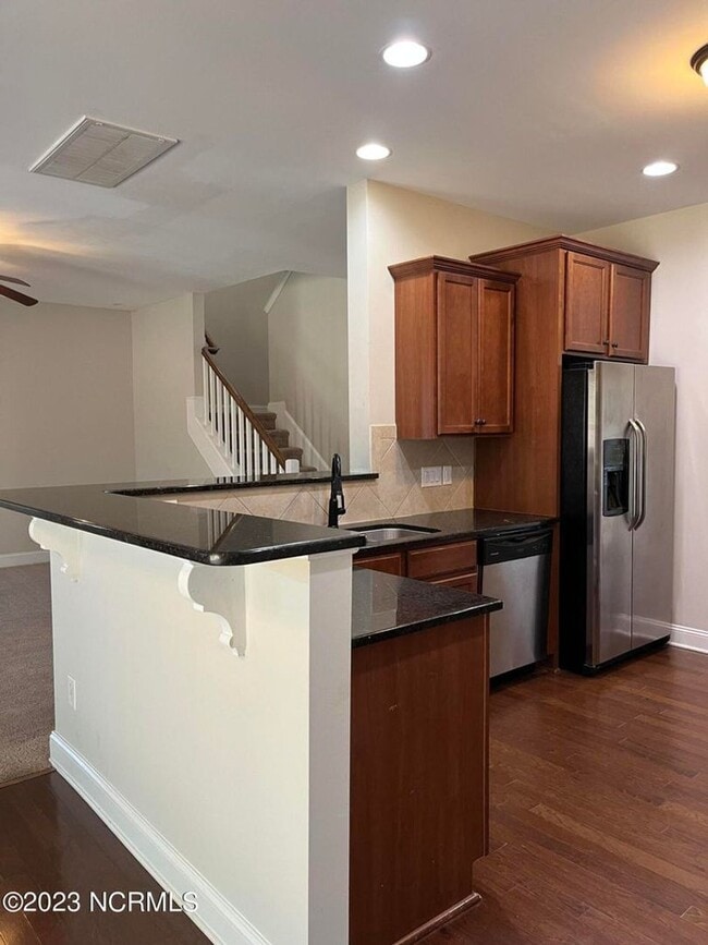 Building Photo - Welcome to Tall Pines Of New River!