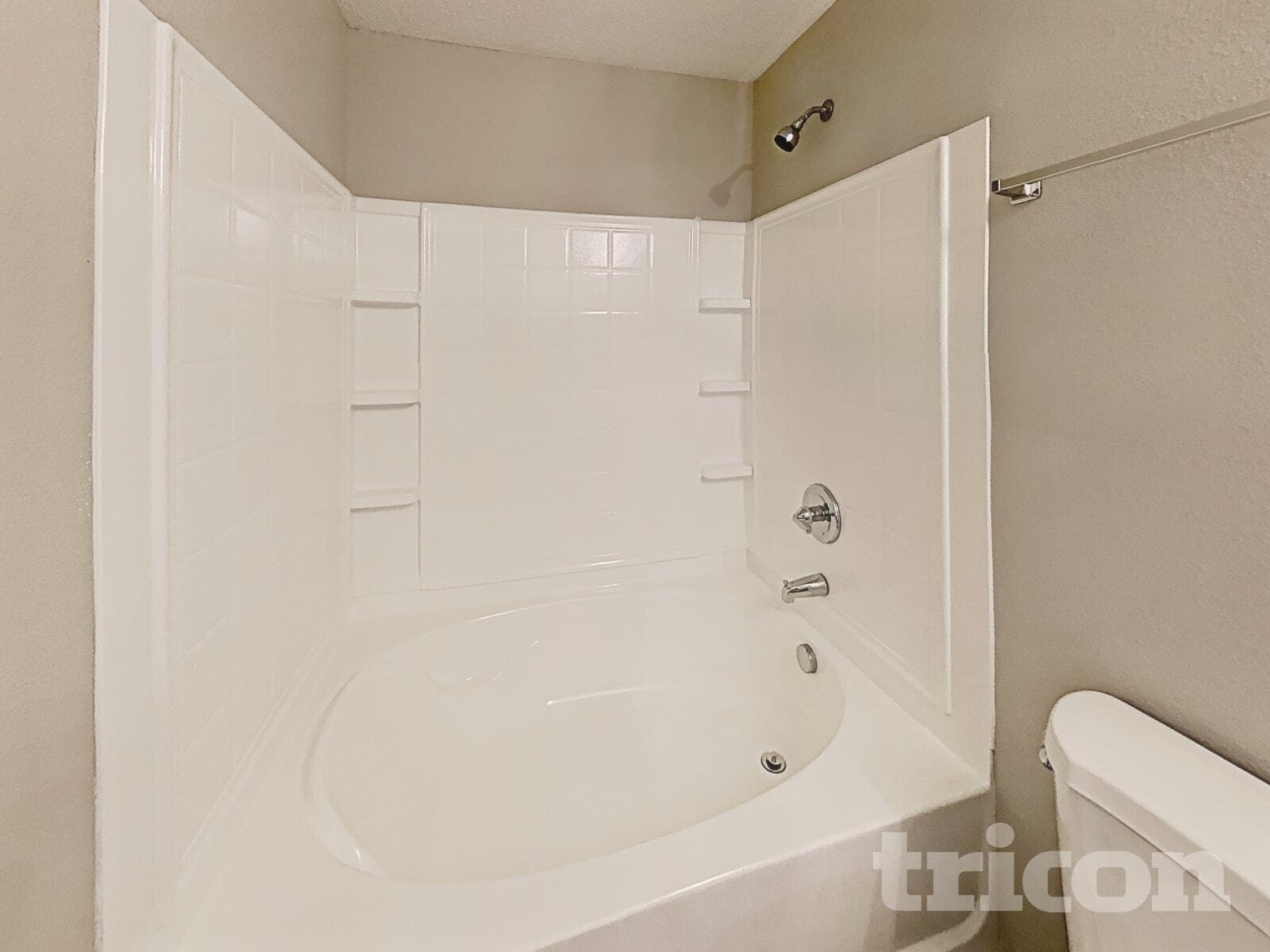 Building Photo - 2028 Dunsmore Ln