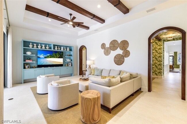 Building Photo - 2904 Tiburon Blvd E